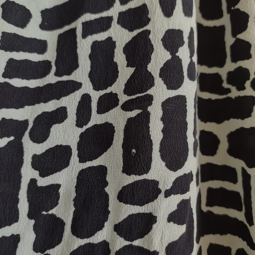 TOLANI Silk Women's Oversized‎ Animal Print Tank Top Tunic XS Black Light Green - Picture 7 of 9
